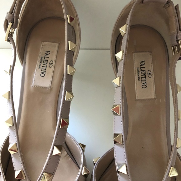 Valentino D’Orsay Rockstud kitten heels - Picture 3 of 8